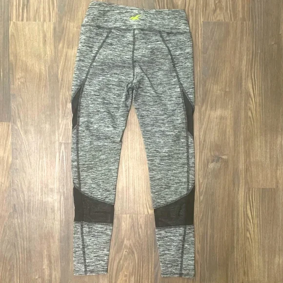 Hollister Grey and Black heathered Mesh Leggings - Picture 2 of 7